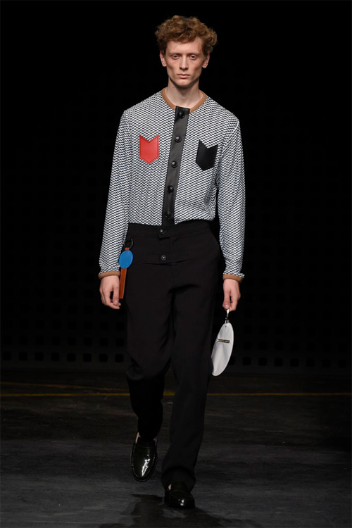 Áo yếm nữ gây sốc trên sàn diễn thời trang nam - 11