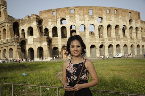 Ca sỹ hải ngoại gây ấn tượng với MV về Việt Nam - 1