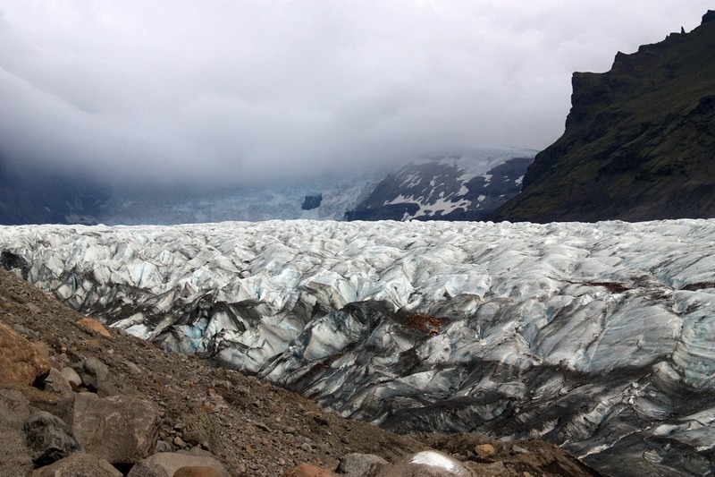 Khám phá “địa điểm ngoài trái đất” có thật ở Iceland - 2