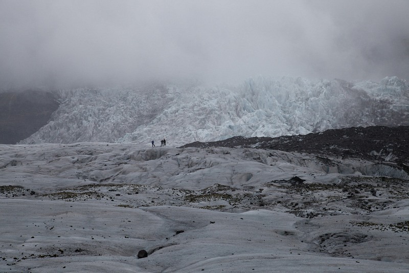 Khám phá “địa điểm ngoài trái đất” có thật ở Iceland - 4