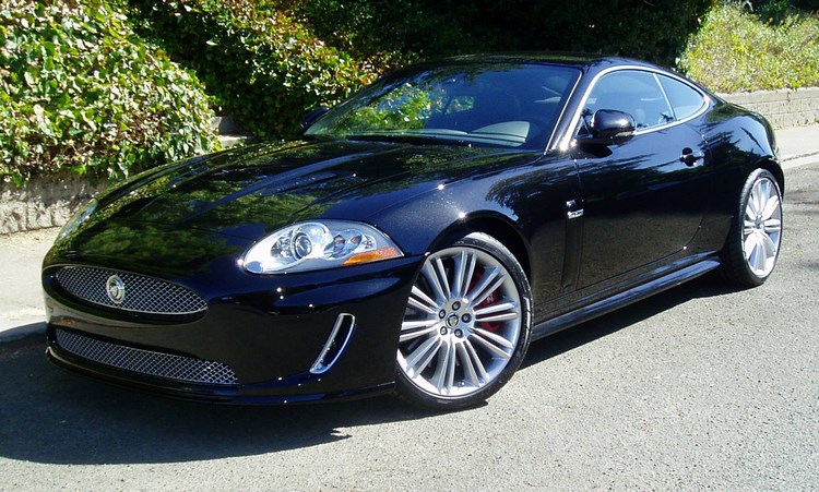 Top 10 xe sang có “núi tiền” cũng không mua nổi - 11