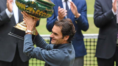 Lập siêu kỷ lục ở Đức, Federer mơ về Wimbledon - 1