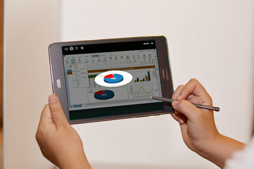 Một ngày lang thang cùng “Quần tim đỏ” Painter Man - 3