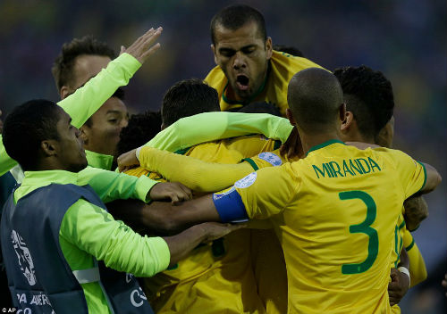 Brazil vắng Neymar: Cái khó ló cái hay - 1