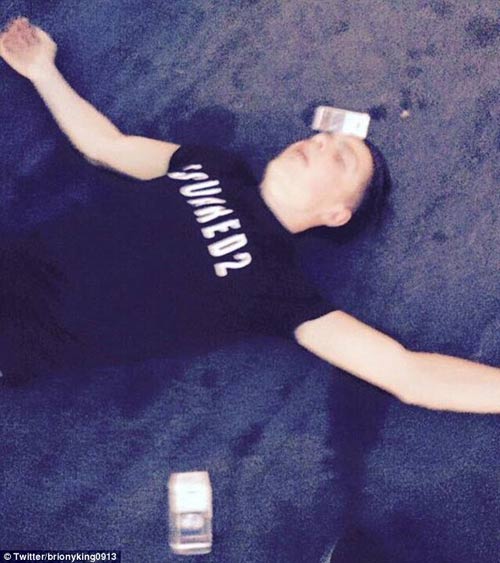 Lộ diện vua ăn chơi mới ở NHA: Tật không đợi tuổi - 2