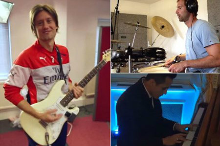 Arsenal sắp sở hữu đủ một ban nhạc rock trong đội hình - 1