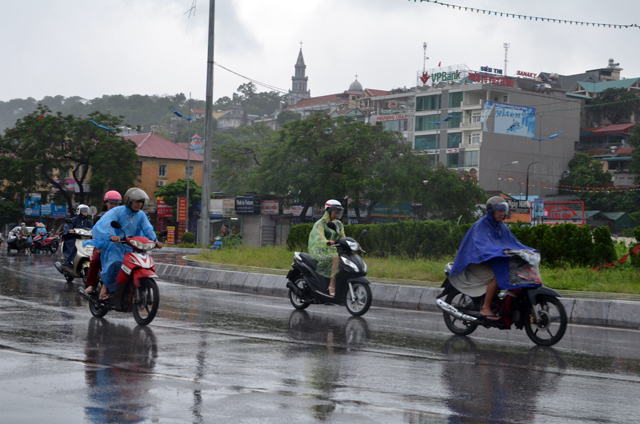 Bão số 1 áp sát, Quảng Ninh mưa lớn, gió giật cấp 9 - 3