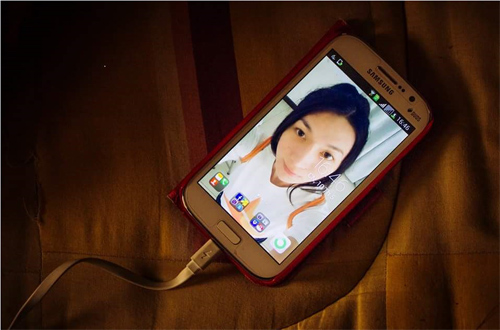 Bộ ảnh “Cãi mụ” của cô gái chuyển giới gây sốt - 4