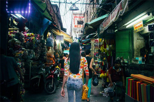 Bộ ảnh “Cãi mụ” của cô gái chuyển giới gây sốt - 8