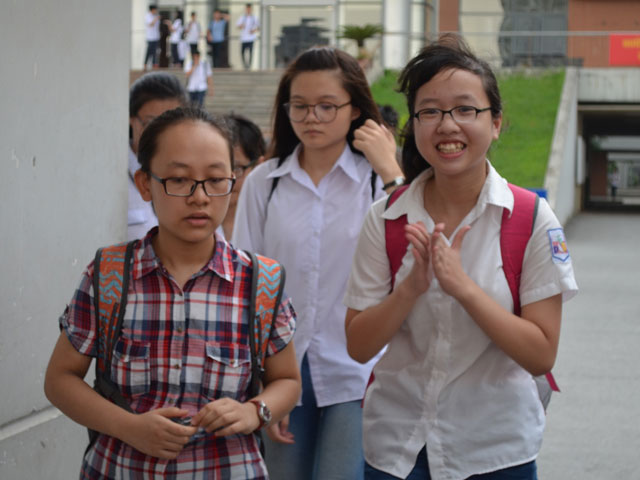 Thi vào lớp 10 tại Hà Nội: Điểm môn Văn cao nhất là 9,25 - 1