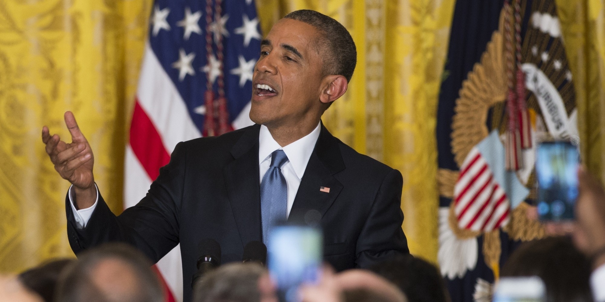Video: Obama “xử đẹp” kẻ ngắt lời cứng đầu - 1