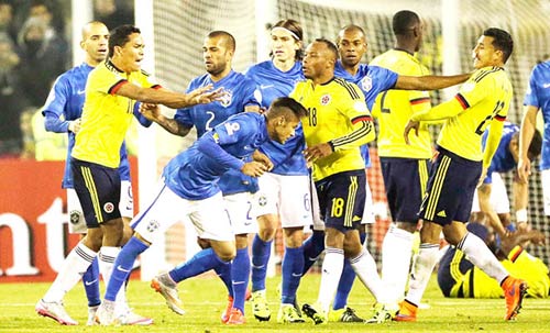 Copa America: Nhiều sao nhưng không ít điều "xấu xí" - 2