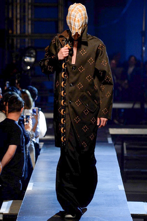 Ám ảnh với sự hoài cổ kì dị của Raf Simons - 5