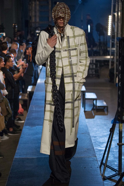 Ám ảnh với sự hoài cổ kì dị của Raf Simons - 4