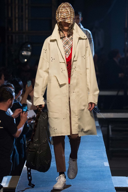 Ám ảnh với sự hoài cổ kì dị của Raf Simons - 5