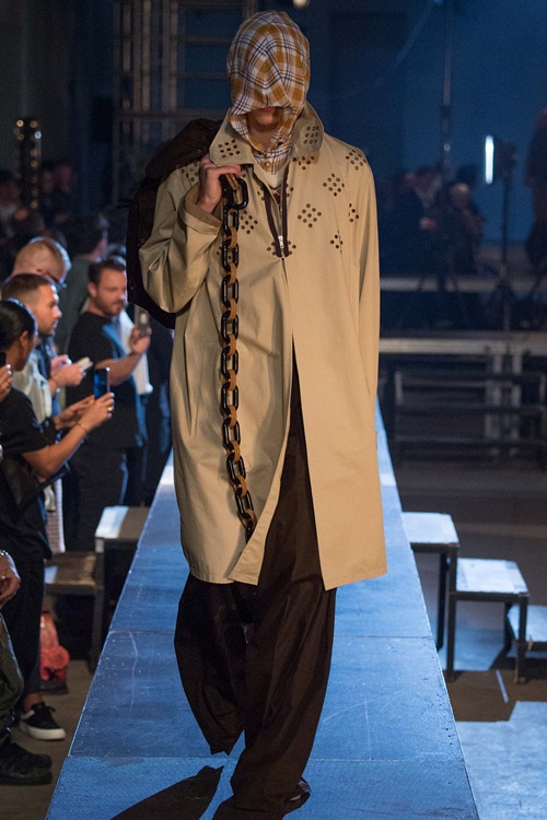 Ám ảnh với sự hoài cổ kì dị của Raf Simons - 11