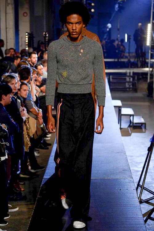 Ám ảnh với sự hoài cổ kì dị của Raf Simons - 10