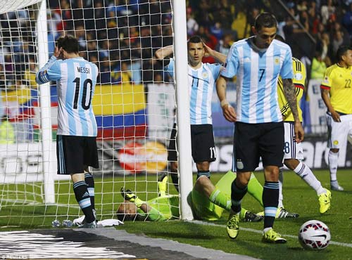 Đêm của Tevez: Trở lại Boca & cứu rỗi Argentina - 1
