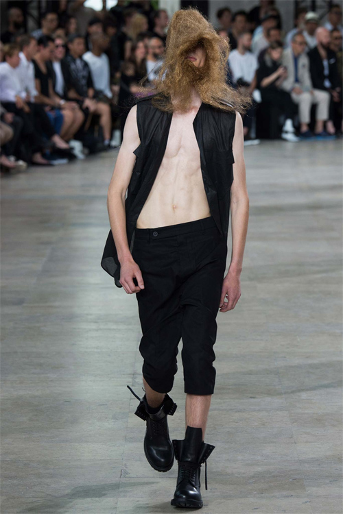 Thiết kế “cái bang” của Rick Owens khuấy đảo sàn diễn - 18