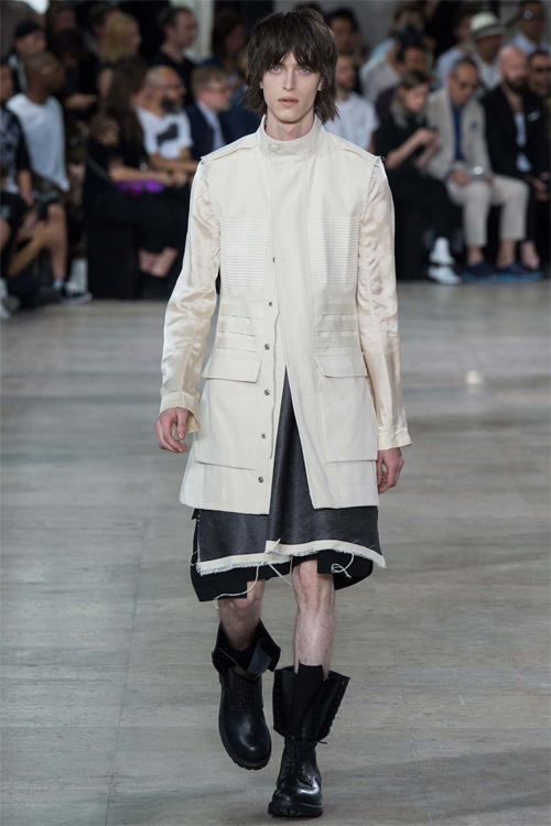 Thiết kế “cái bang” của Rick Owens khuấy đảo sàn diễn - 7