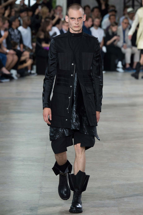 Thiết kế “cái bang” của Rick Owens khuấy đảo sàn diễn - 5
