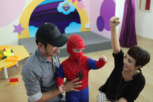 DV hài Thu Trang 'đóng vai ác' để dạy con - 3