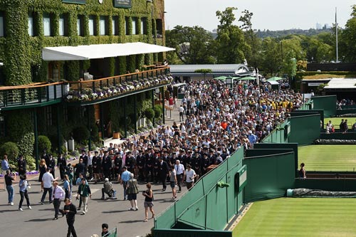 Wimbledon ngày 1: Hú hồn Nishikori - 1
