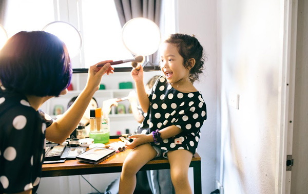 Bộ ảnh dễ thương của mẹ và con gái - 2