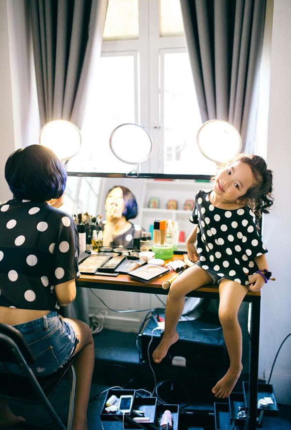 Bộ ảnh dễ thương của mẹ và con gái - 5