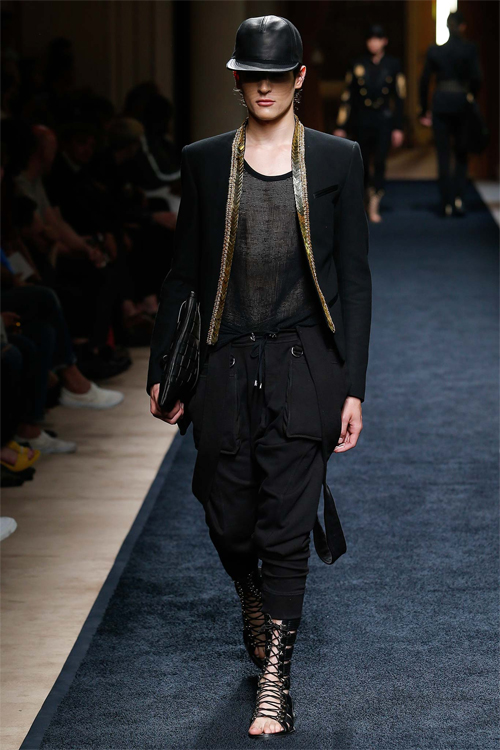 Các quý ông mặc gì khi khám phá thế giới? - 6