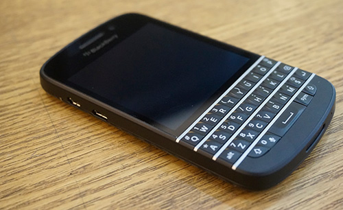 BlackBerry Q10 chưa qua sử dụng, bản quốc tế giá chỉ còn 3.400.000đ - 1
