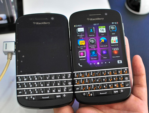 BlackBerry Q10 chưa qua sử dụng, bản quốc tế giá chỉ còn 3.400.000đ - 4