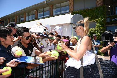 Wimbledon ngày 2: Cú sốc của mỹ nhân tennis - 6