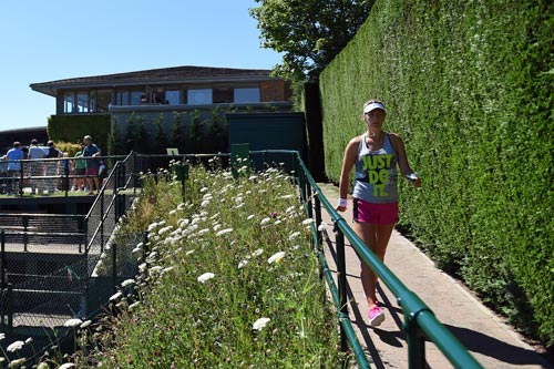 Wimbledon ngày 2: Cú sốc của mỹ nhân tennis - 7