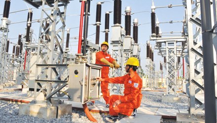 Nhiều giải pháp đảm bảo cung ứng điện mùa khô - 1