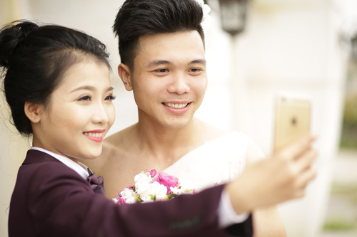 Ảnh cưới độc đáo: Cô dâu chú rể hoán đổi giới tính - 5