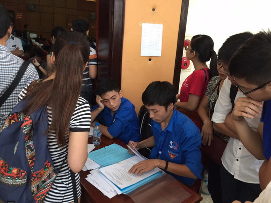 Tuyển sinh theo nhóm trường: Dễ “vớt” thí sinh? - 1