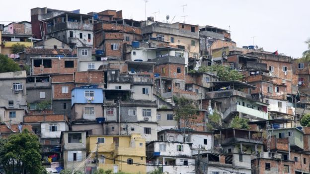 Brazil: Thành triệu phú nhờ cơ duyên từ một lần ép tóc - 2