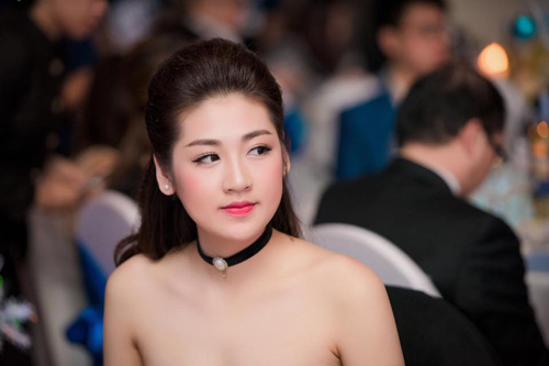 Cuộc sống nhung lụa đáng mơ ước của á hậu Tú Anh - 4