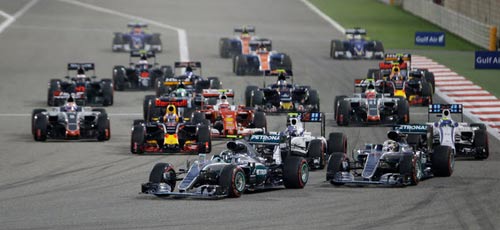 F1, Bahrain GP: "Cái lần đầu" ác mộng của Vettel - 1