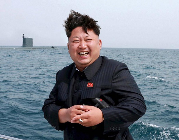 Chùm ảnh Kim Jong-un cười hết cỡ trước ống kính - 3