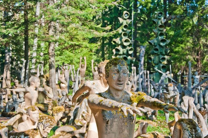Khu rừng tượng người tập yoga kỳ quái ở Phần Lan - 1