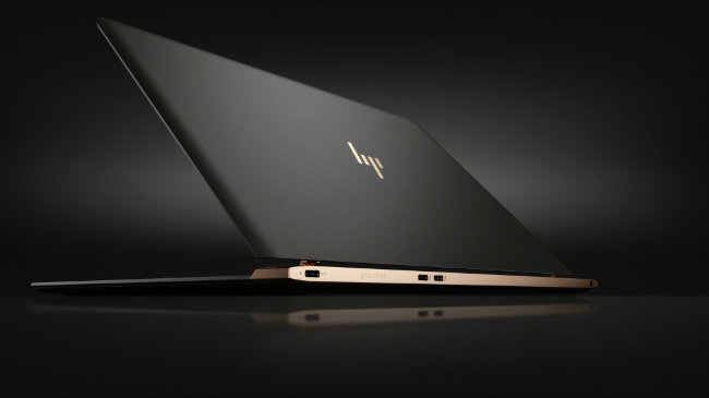 Hiện HP Spectre 13 là một laptop mỏng nhất trên thế giới với trọng lượng chỉ 1,1 kg và dày 10.4 mm.
