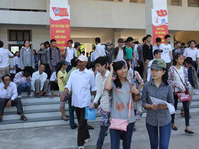 40% học sinh Nghệ An không thi đại học - 1