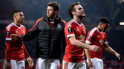 Tin HOT tối 9/4: "Guardiola sẽ vô địch NHA dễ như bỡn" - 2