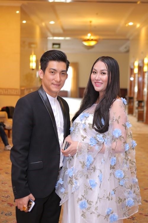 Phi Thanh Vân rút ví mua bảo hiểm 10 tỷ đồng cho con - 3