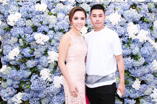 Thu Minh gợi cảm, Phạm Hương kín đáo đối lập tại sự kiện - 12