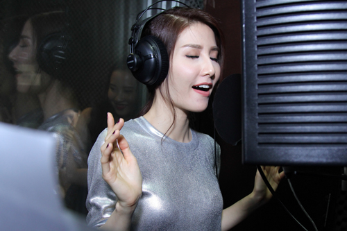 Lịch trình 24 tiếng bận rộn mỗi ngày của Diễm My 9X - 8