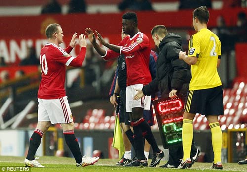 Tái xuất, Rooney chơi xông xáo ở đội U21 MU - 8