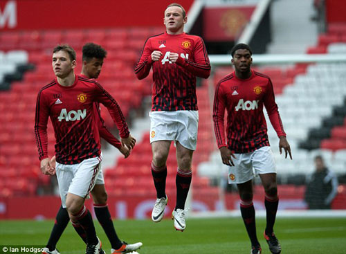 Tái xuất, Rooney chơi xông xáo ở đội U21 MU - 2